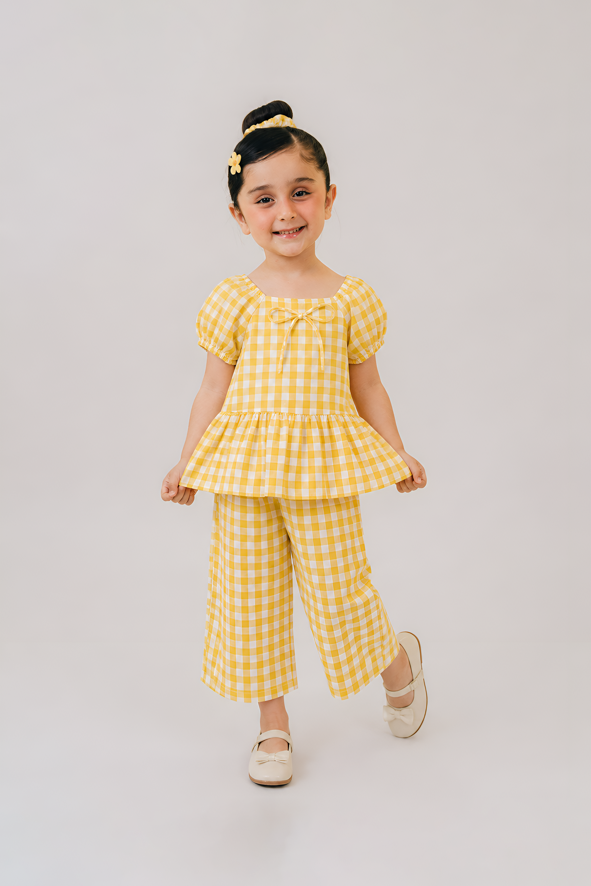 Girls Yellow Gingham Cotton Co-Ord Set – Puff Sleeve Top & Wide Leg Pants Secondary image
